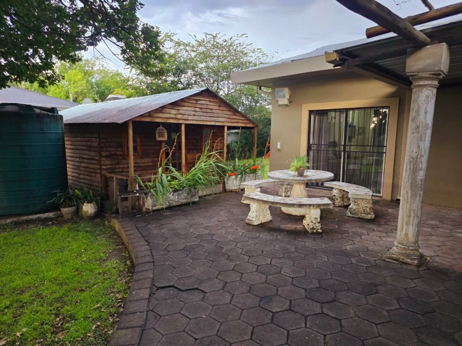 3 Bedroom Property for Sale in Wilgenhof Free State